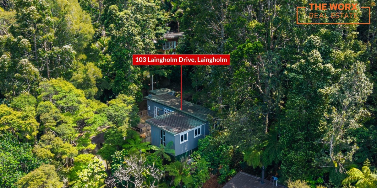 103 Laingholm Drive, Laingholm, Auckland 0604 NZ