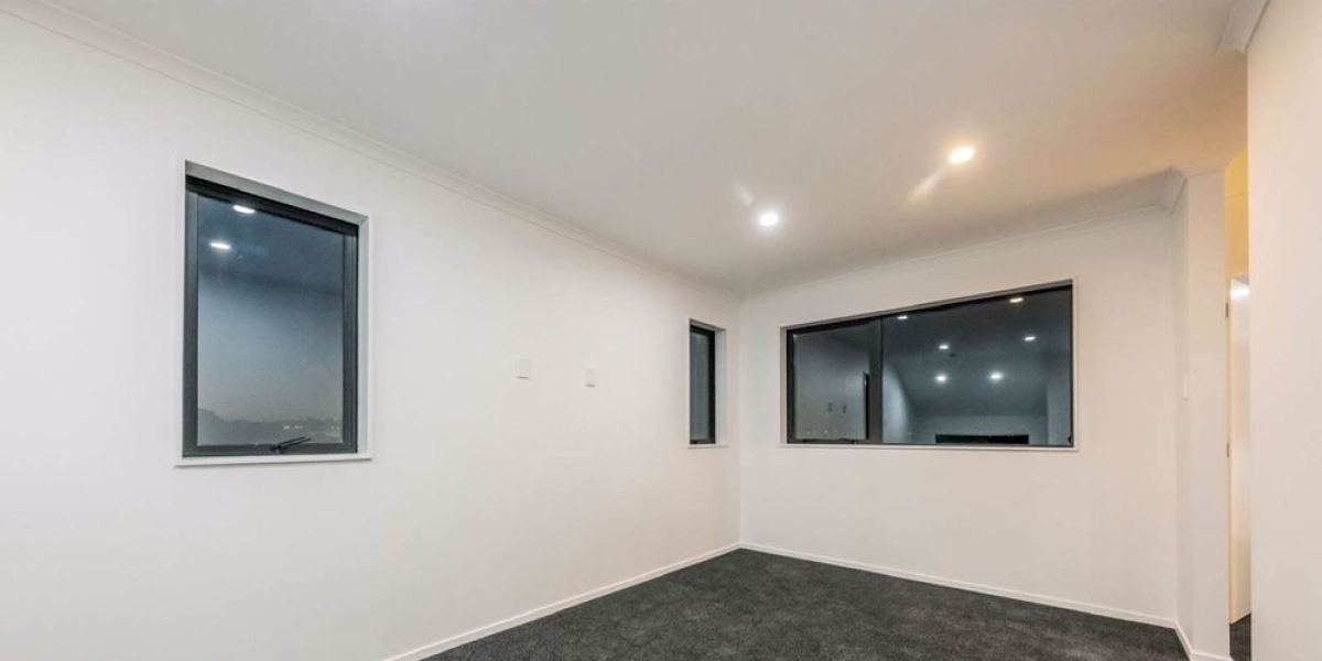 31D Waddell Avenue, Point England,   NZ