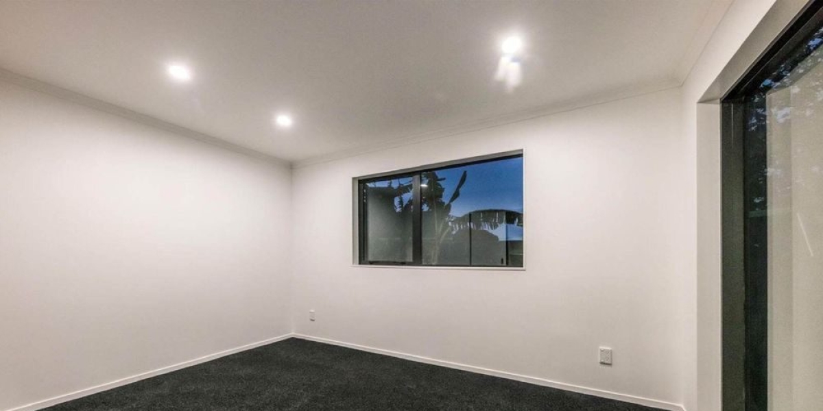 31D Waddell Avenue, Point England,   NZ