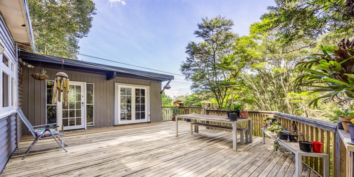 103 Laingholm Drive, Laingholm, Auckland 0604 NZ