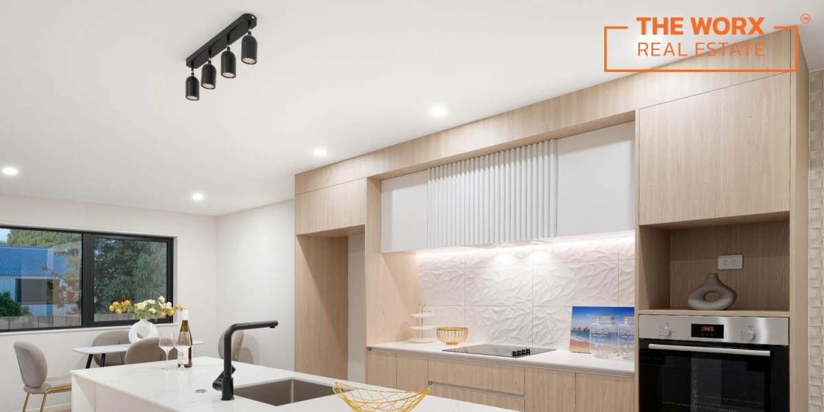 114 A-C Carnoustie Drive, Wattle Downs, Auckland 2103 NZ