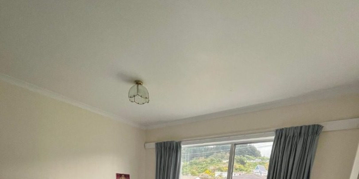 40 Findlay Street, Tawa,   NZ