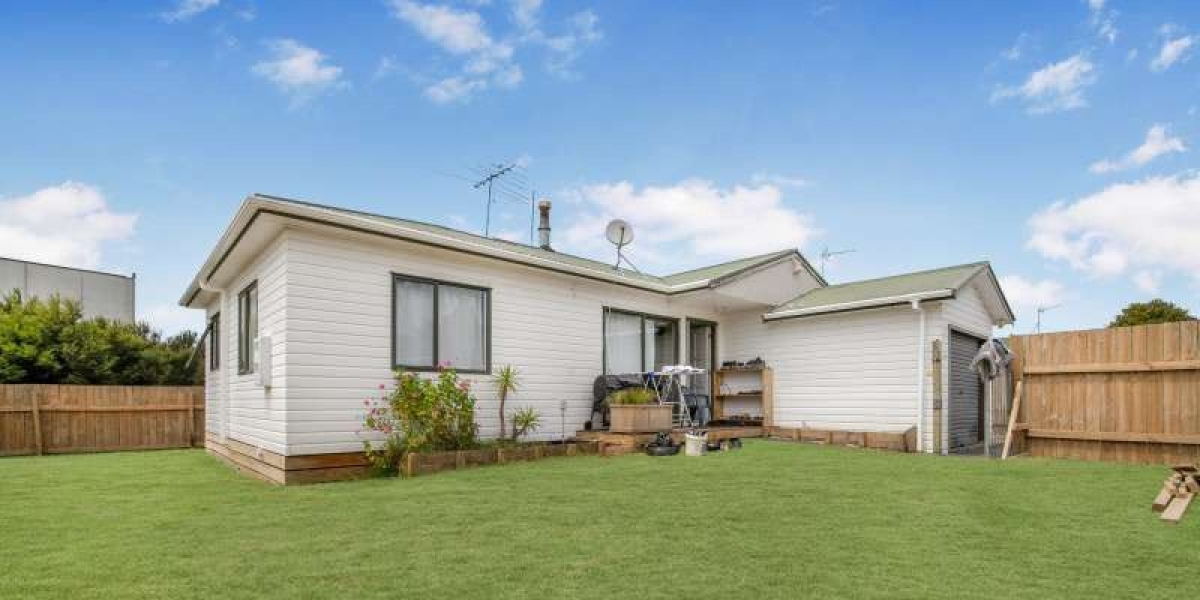 2/20 Eulogy Place, Randwick Park,   NZ