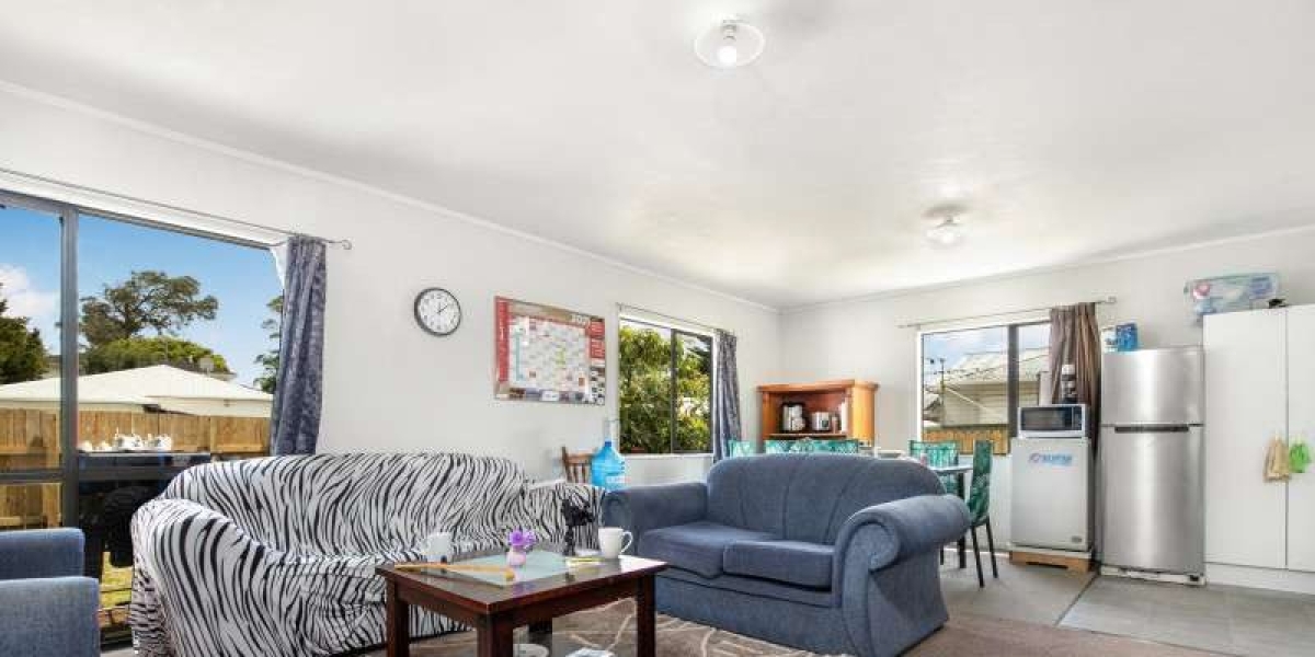 2/20 Eulogy Place, Randwick Park,   NZ