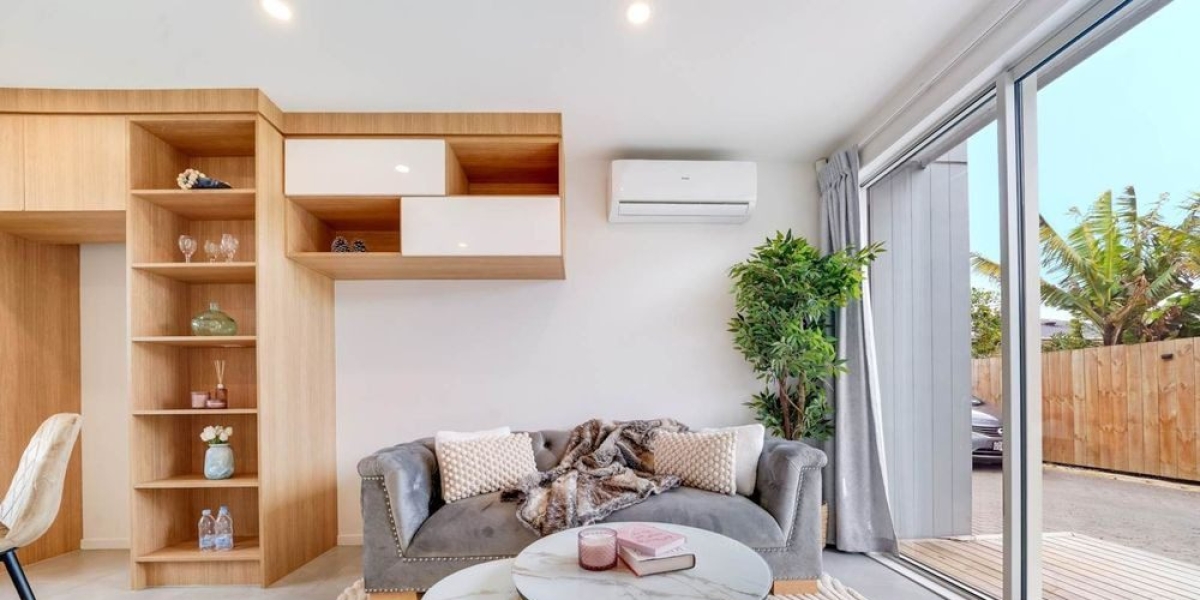 34D James Street, Mangere East,   NZ