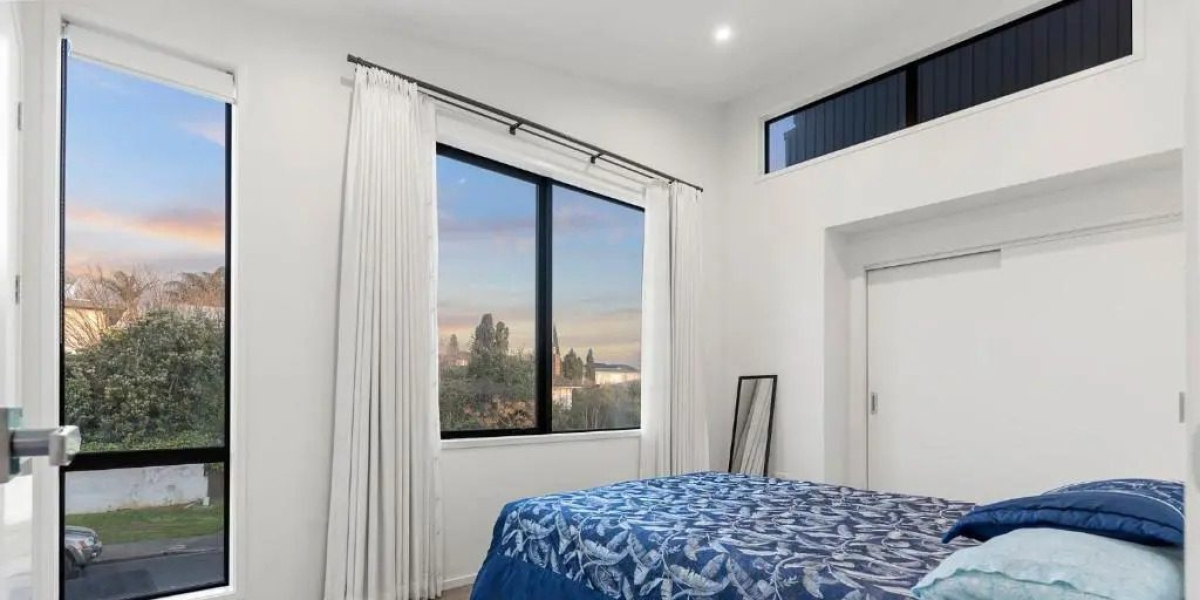 29 Lewis Road, Pakuranga,   NZ