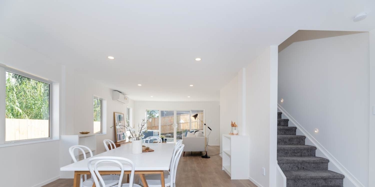 27 Sunshine Boulevard, Sunnyvale,   NZ