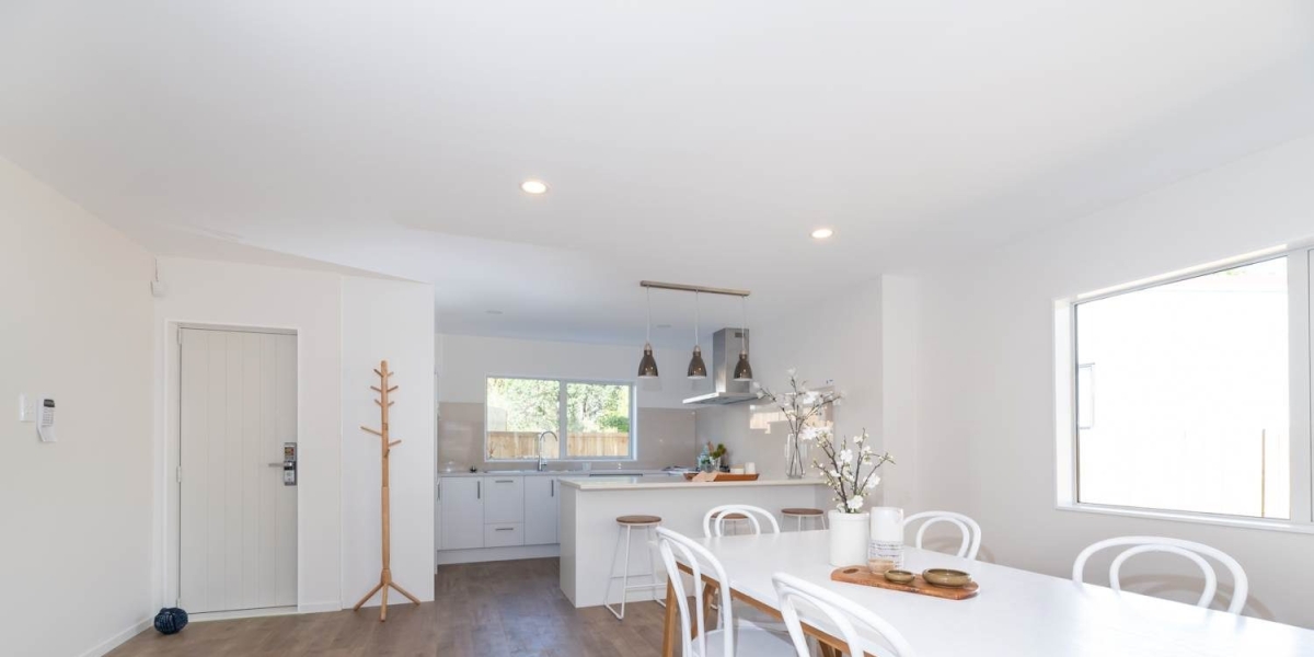 27 Sunshine Boulevard, Sunnyvale,   NZ