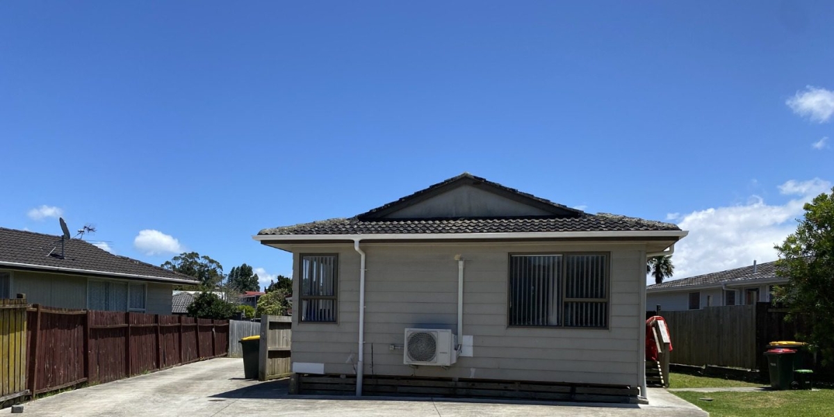 8A Quintal Place, Papatoetoe,   NZ