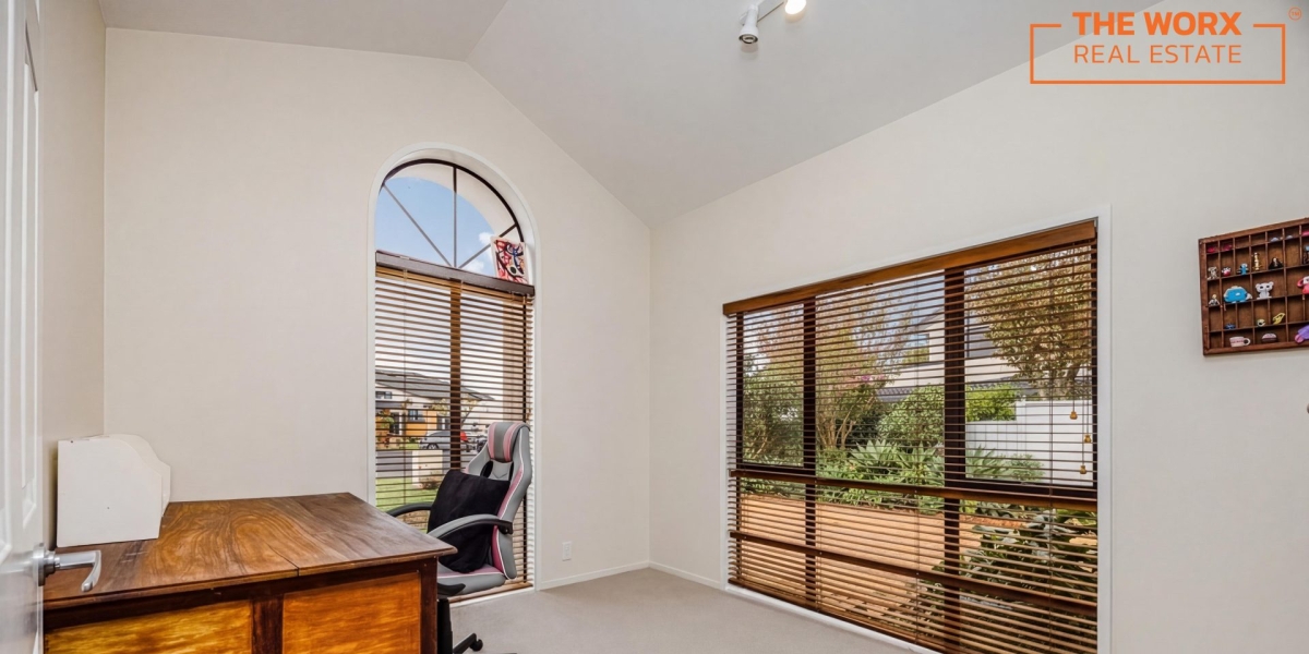 22 Gillard Place, Eastern Beach, Auckland 2012 NZ