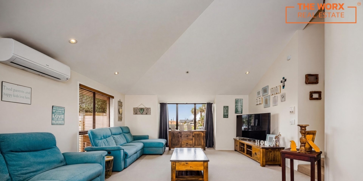 22 Gillard Place, Eastern Beach, Auckland 2012 NZ