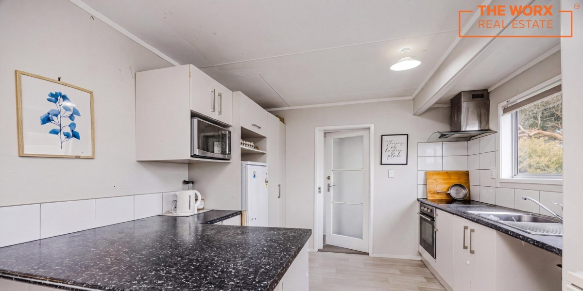 16 Frobisher Way, Clendon Park, Auckland 2103 NZ