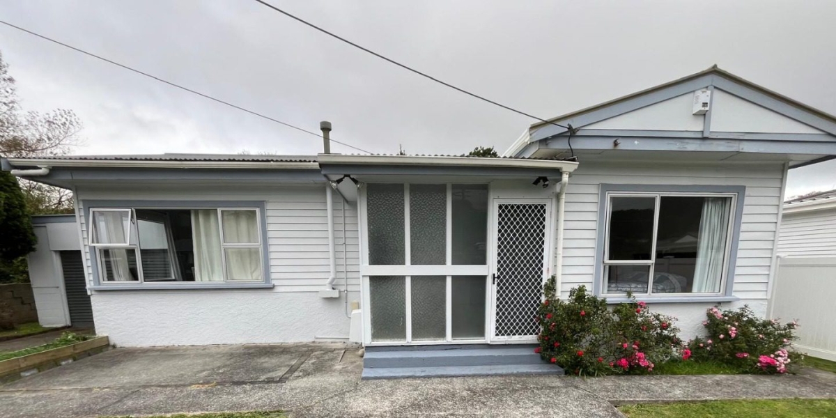 40 Findlay Street, Tawa,   NZ