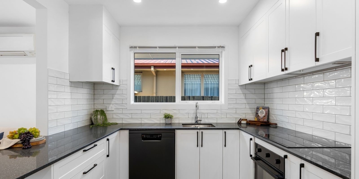 320 Memorial Avenue, Burnside,   NZ