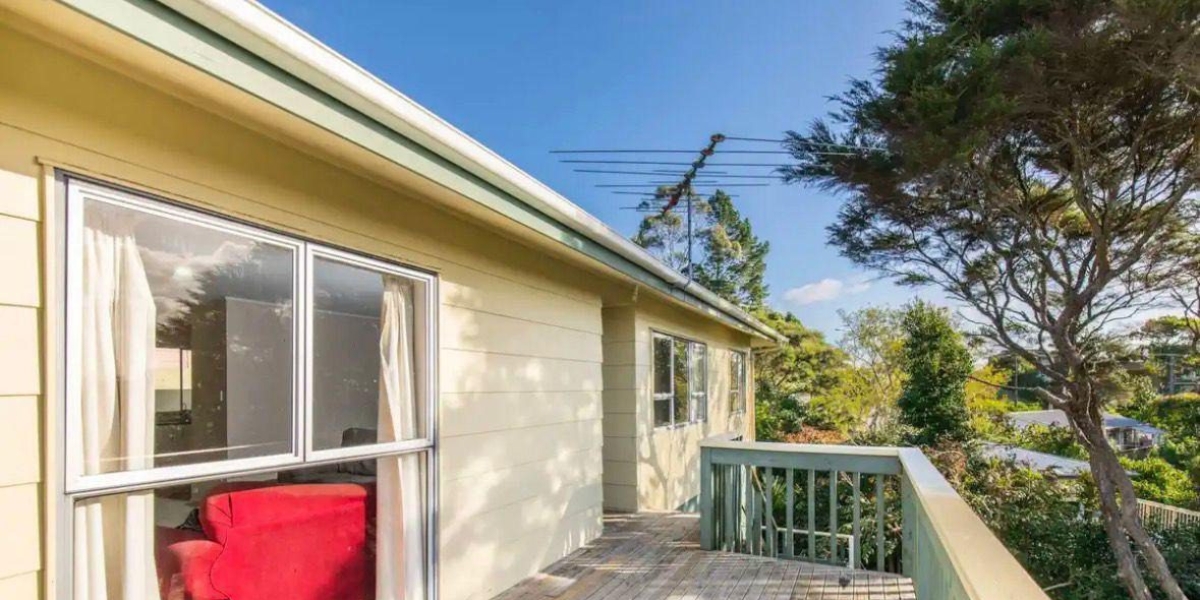 2/159A Manuka Road, Bayview,   NZ