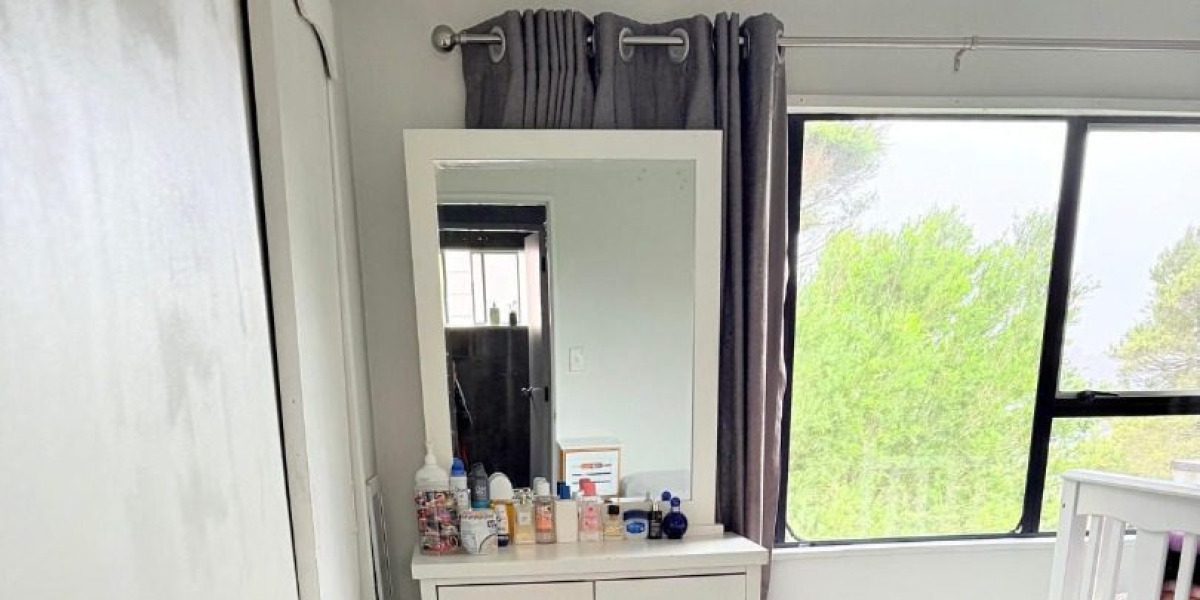 2/159A Manuka Road, Bayview,   NZ