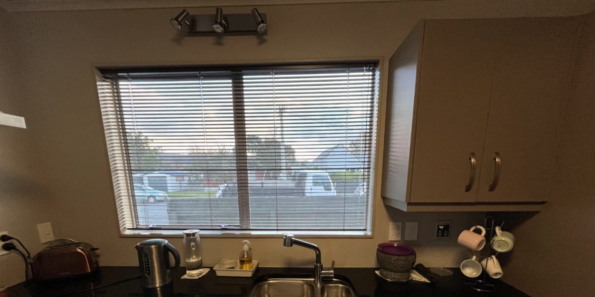 1/7 Bathurst Street, Silverstream,   NZ