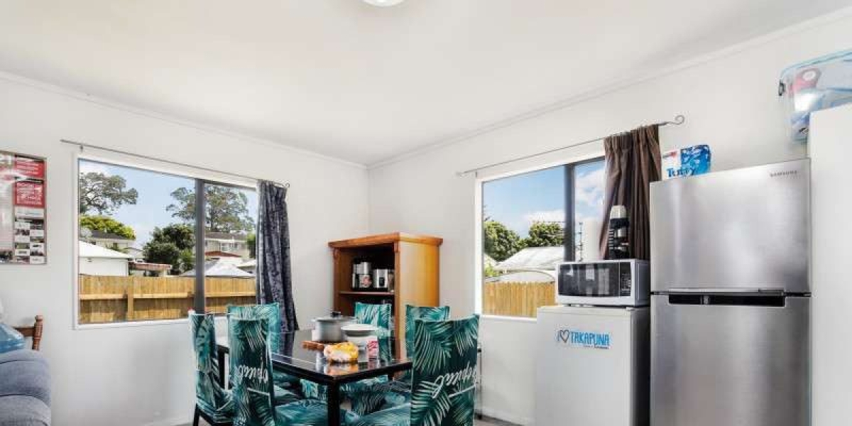 2/20 Eulogy Place, Randwick Park,   NZ