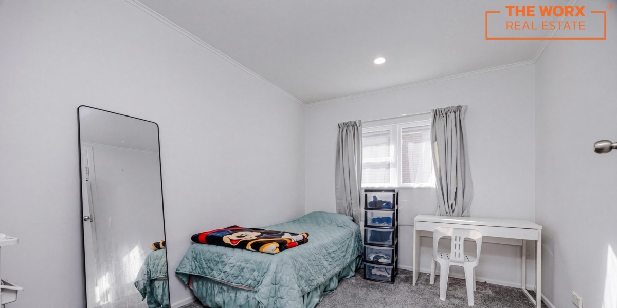 1/84 Lake Road, Northcote, Auckland 0627 NZ
