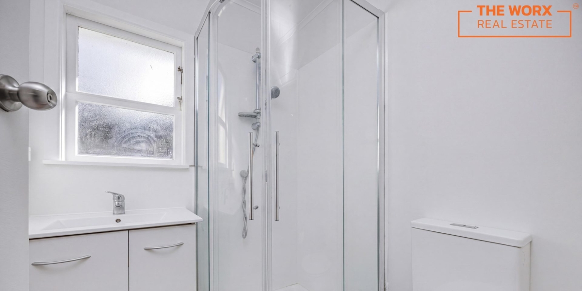 1/84 Lake Road, Northcote, Auckland 0627 NZ