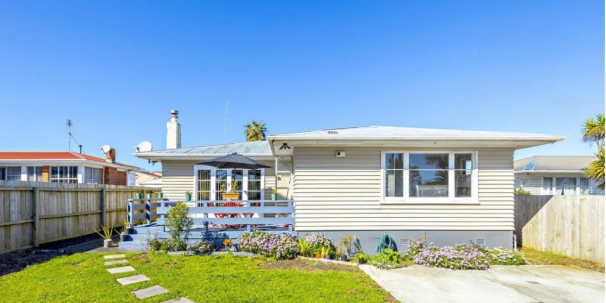 37 Puriri Road, Manurewa,   NZ