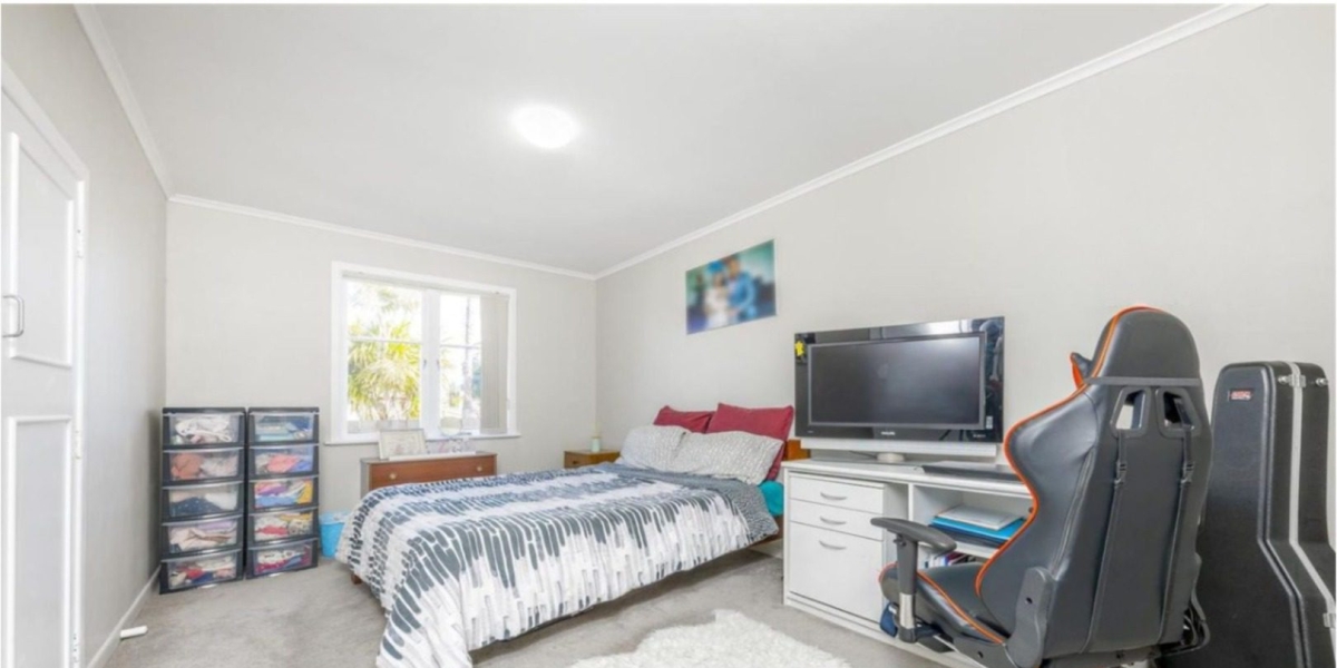 37 Puriri Road, Manurewa,   NZ