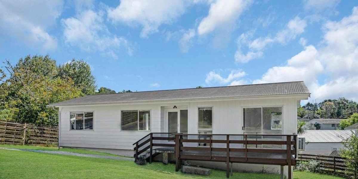 31 Leo Street, Glen Eden,   NZ