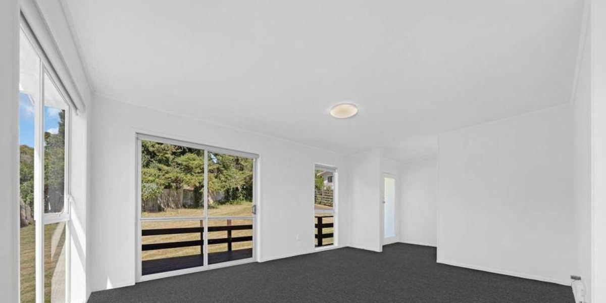 31 Leo Street, Glen Eden,   NZ