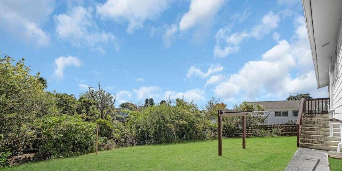 31 Leo Street, Glen Eden,   NZ