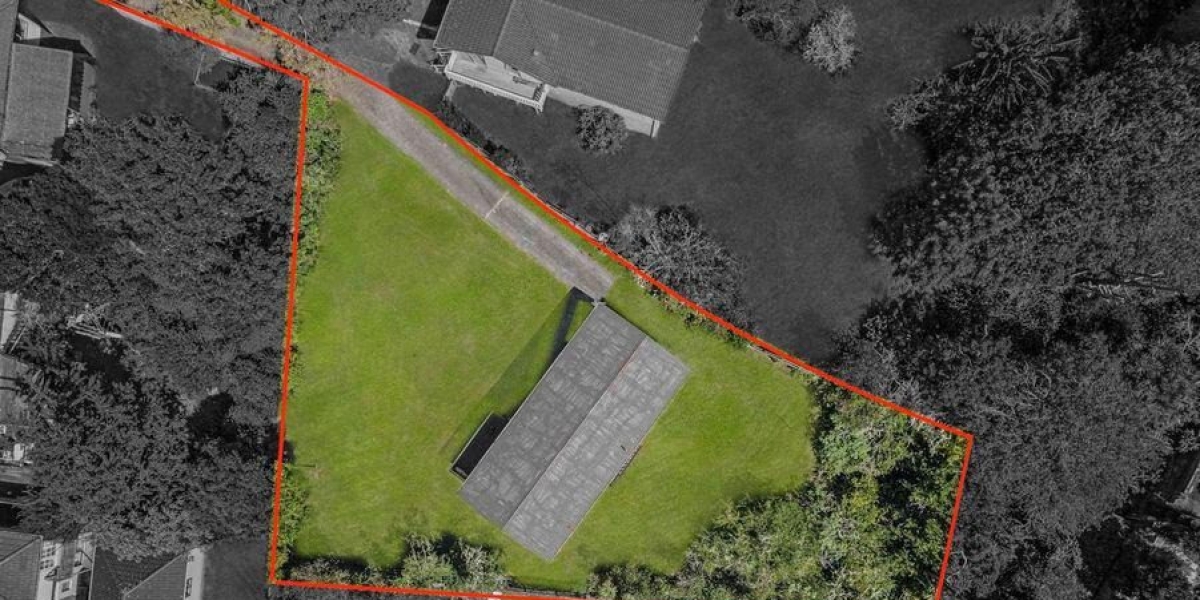 31 Leo Street, Glen Eden,   NZ
