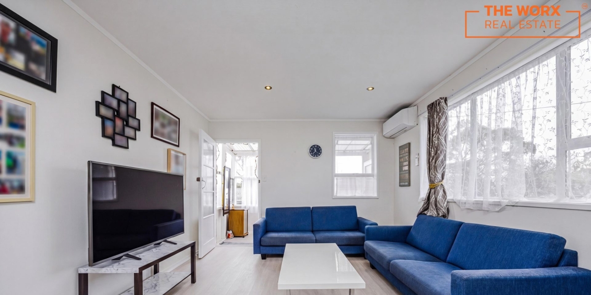 2/17 Roberts Road, Te Atatu South, Auckland 0610 NZ