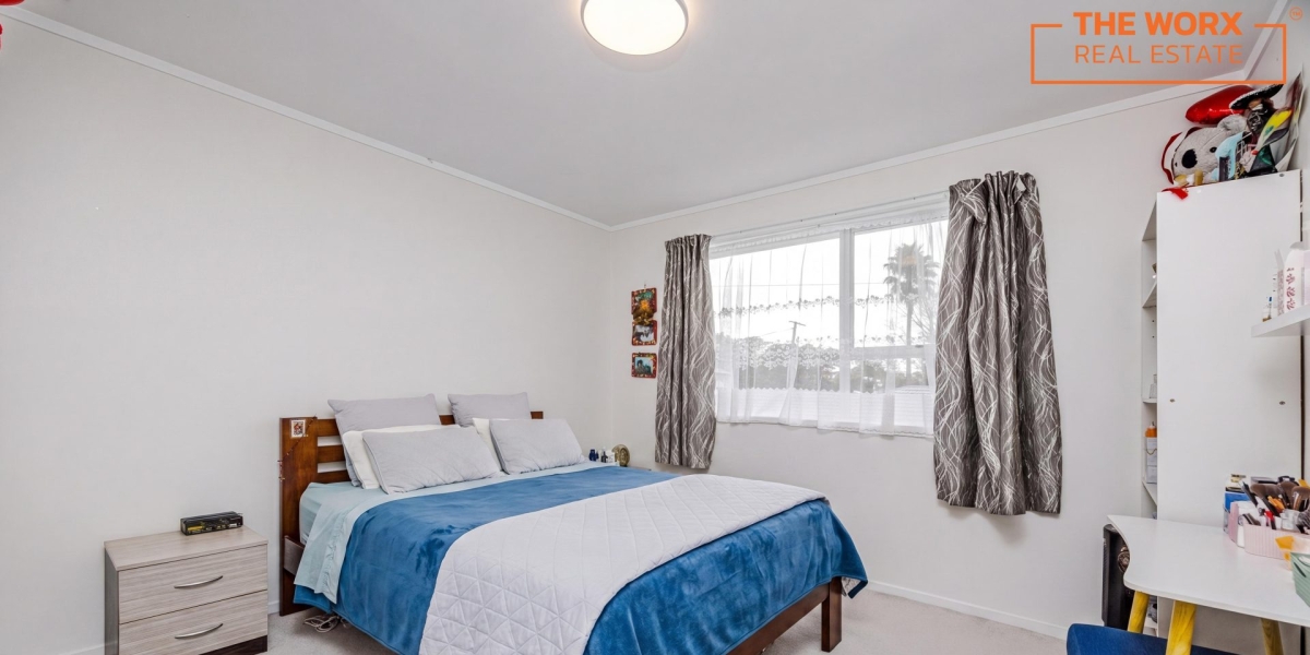 2/17 Roberts Road, Te Atatu South, Auckland 0610 NZ