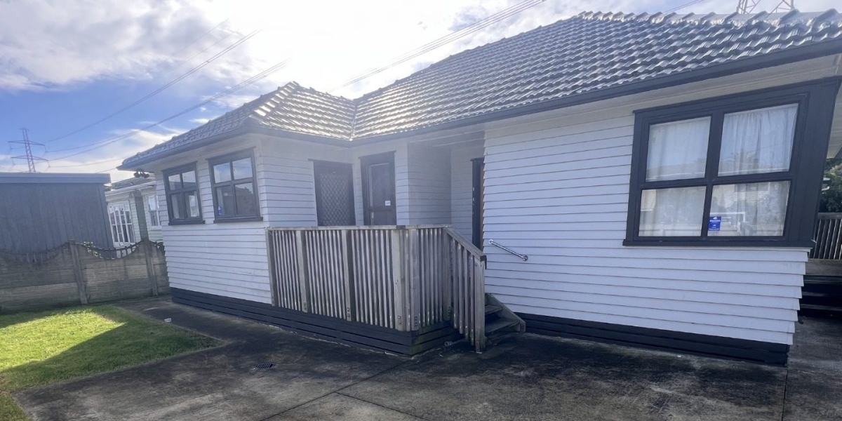 12 Everitt Road, Otara,   NZ