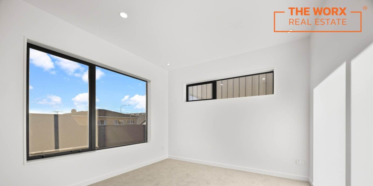 2/31 Akoranga Drive, Northcote, Auckland 0627 NZ