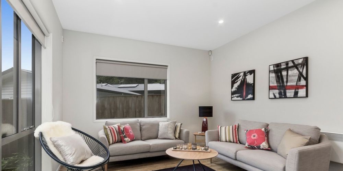 64A Peterhouse Street, Tawa,   NZ