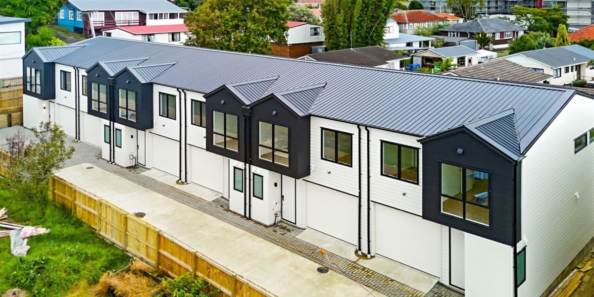 4/103 Portage Road, New Lynn,   NZ