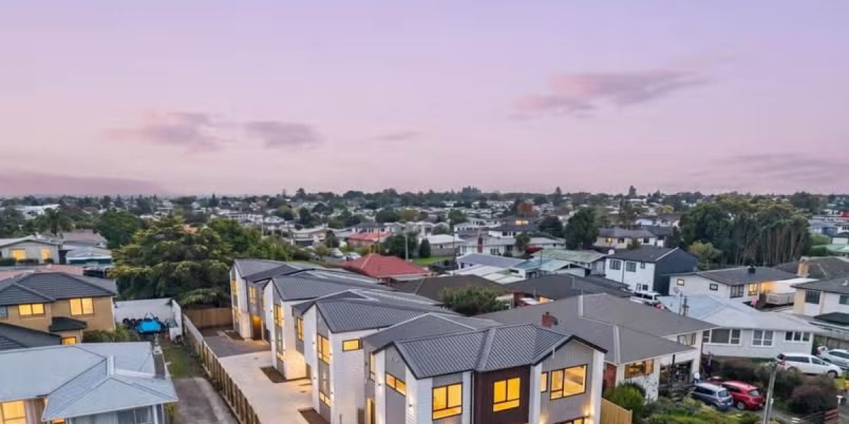2/4 Tawa Crescent, Manurewa,   NZ