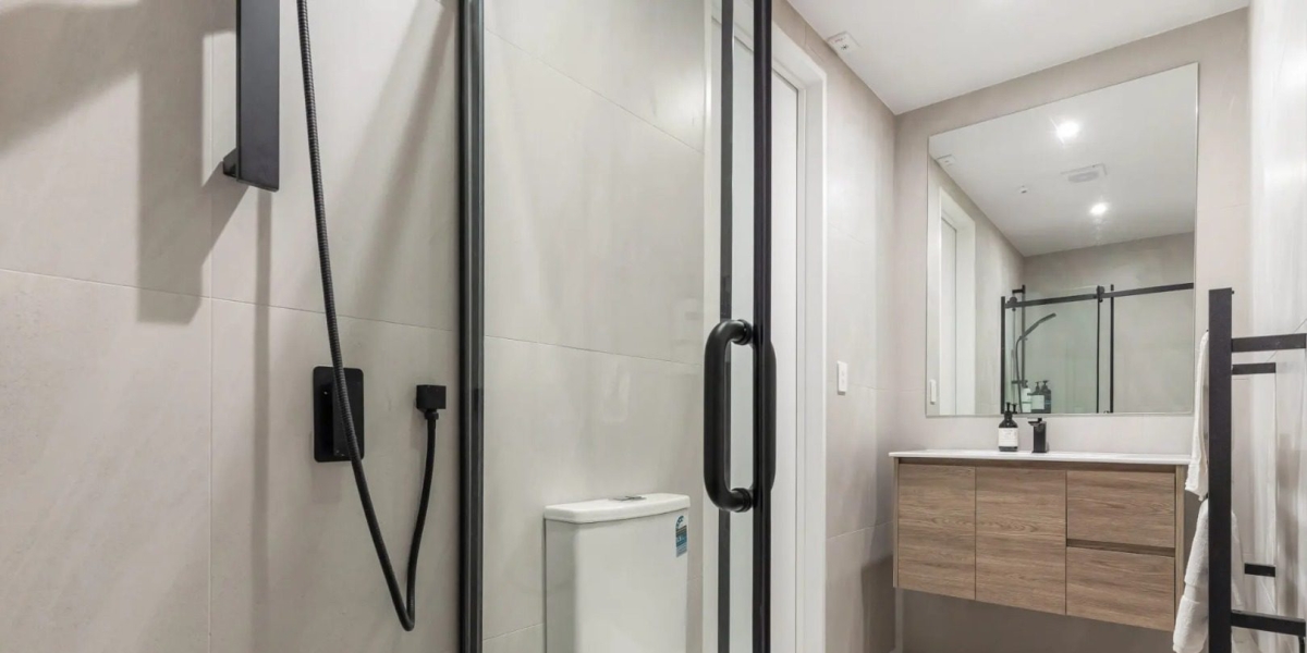 Room 5/302 Te Irirangi Drive, Flat Bush,   NZ