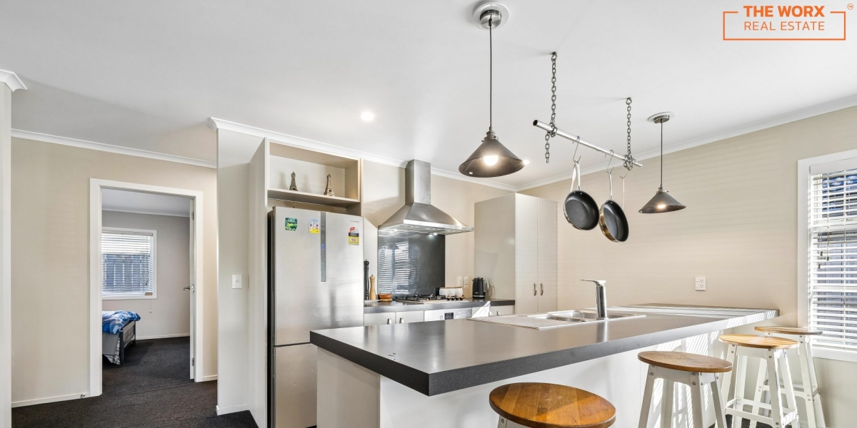 82 Farmer Crescent, Taita, Wellington 5011 NZ