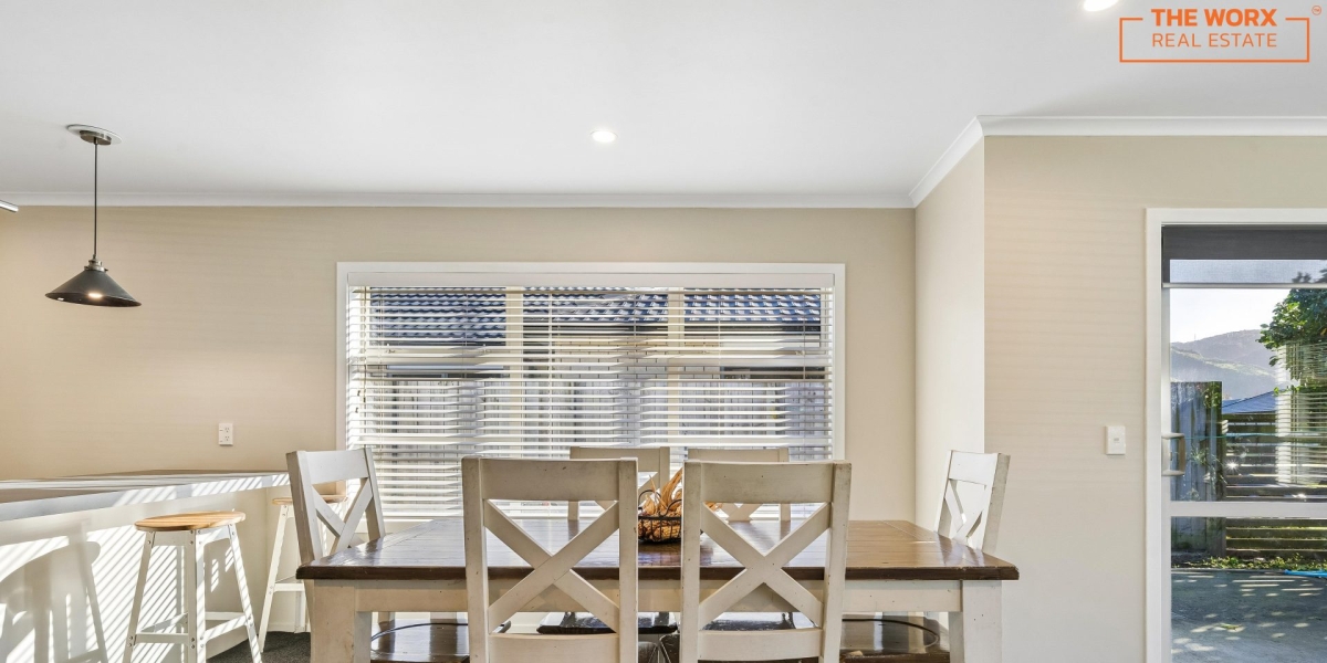 82 Farmer Crescent, Taita, Wellington 5011 NZ