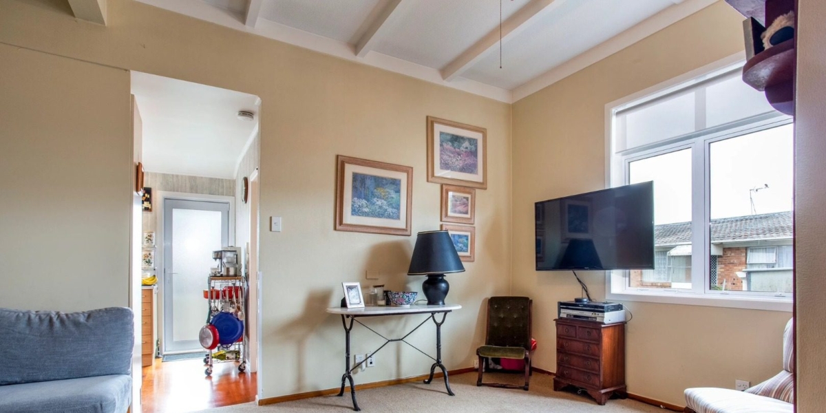 99 Symonds Street, Royal Oak,   NZ