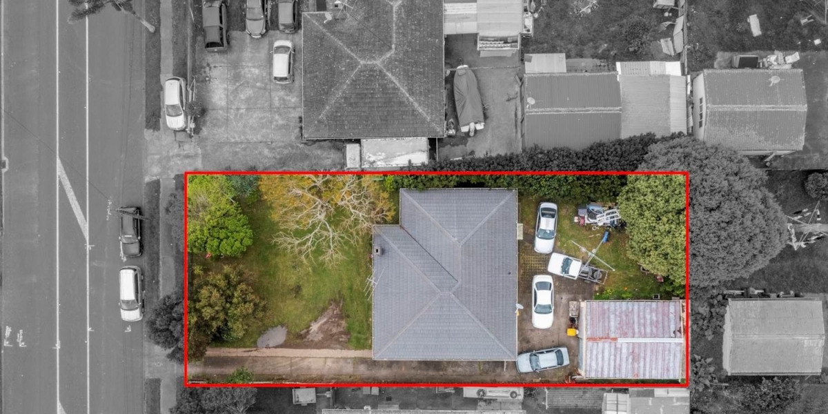 245 Robertson Road, Mangere East,   NZ