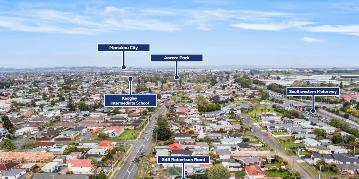 245 Robertson Road, Mangere East,   NZ