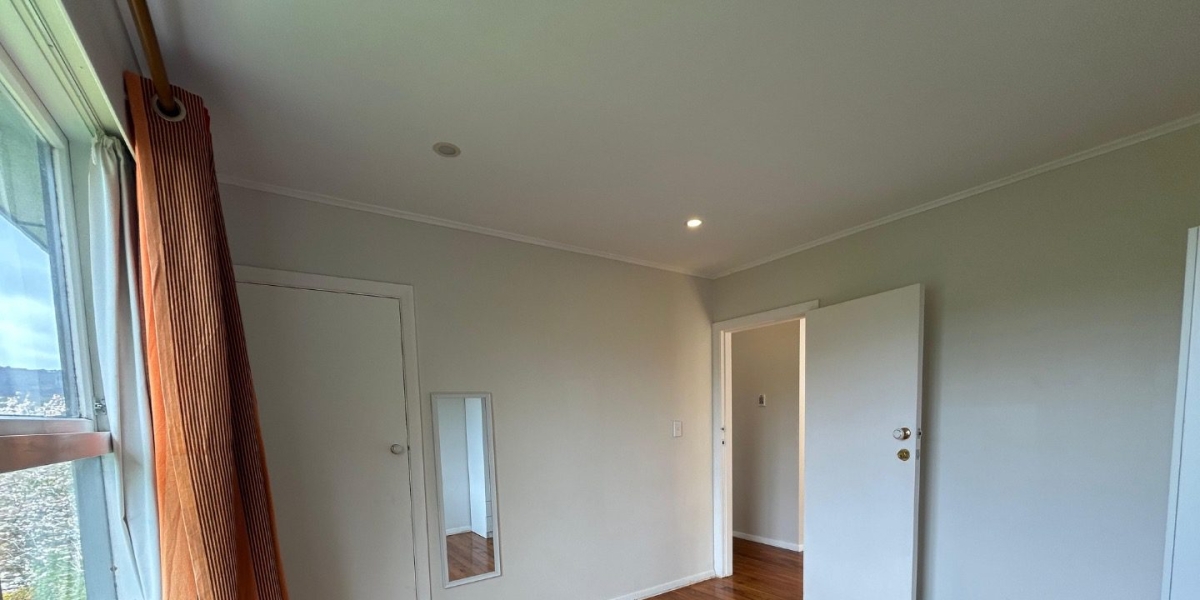 62 Larsen Crescent, Tawa,   NZ