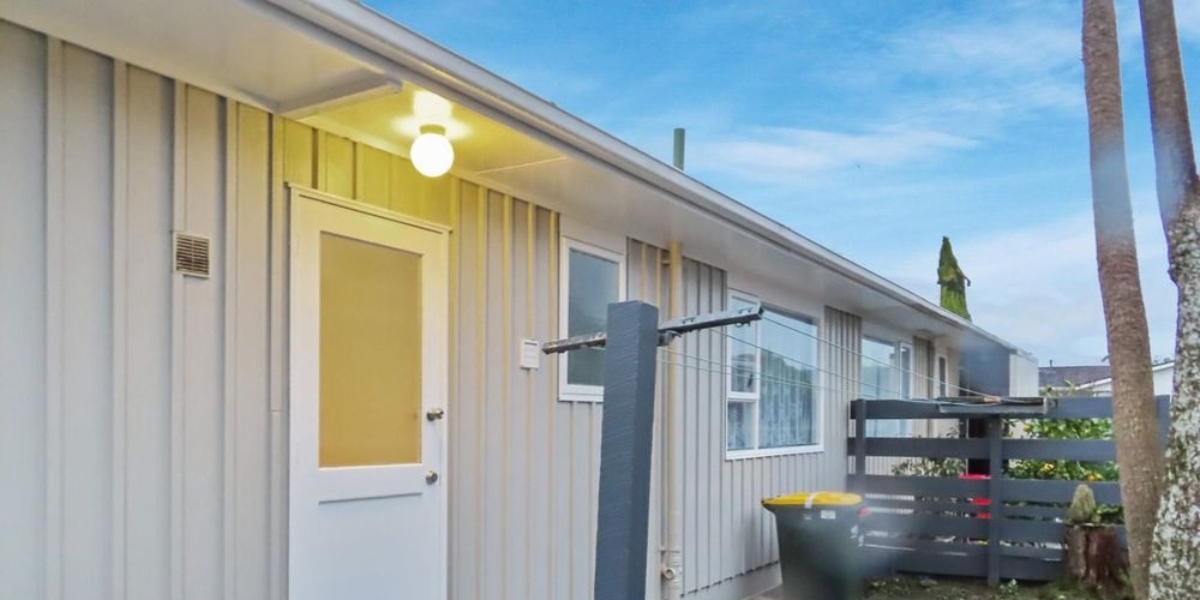 2/30B Awamutu Grove, Waiwhetu,   NZ