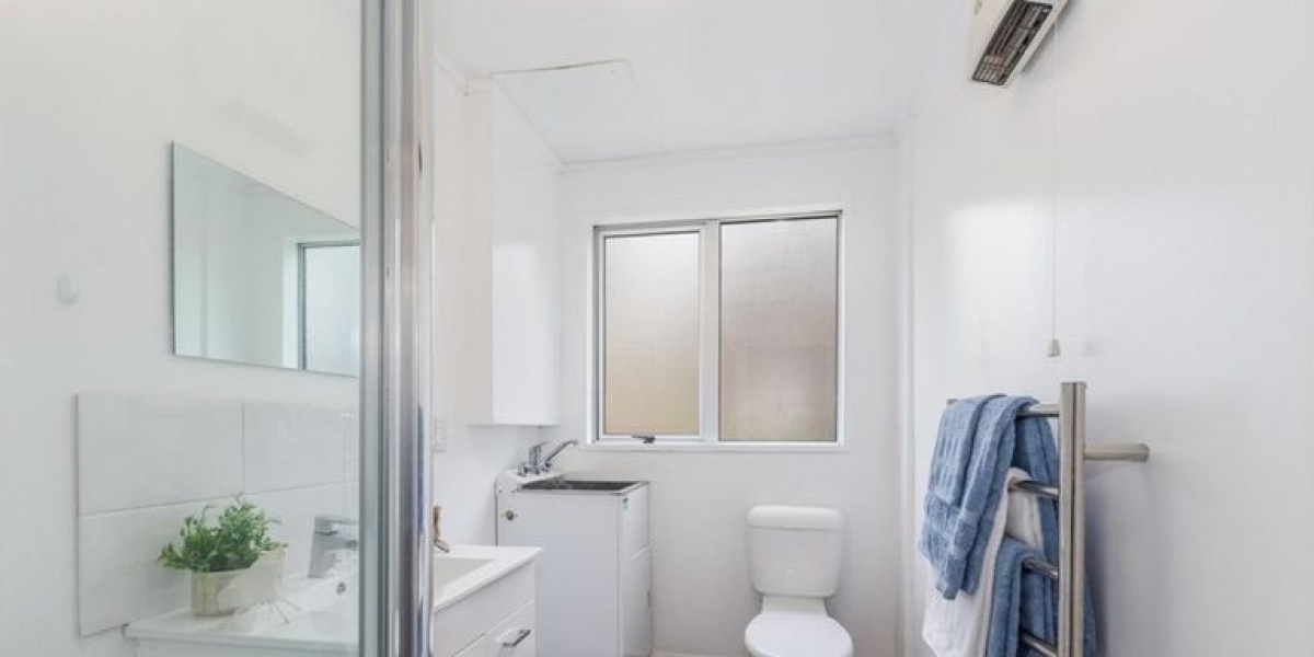 1/56A Collins Avenue, Tawa,   NZ