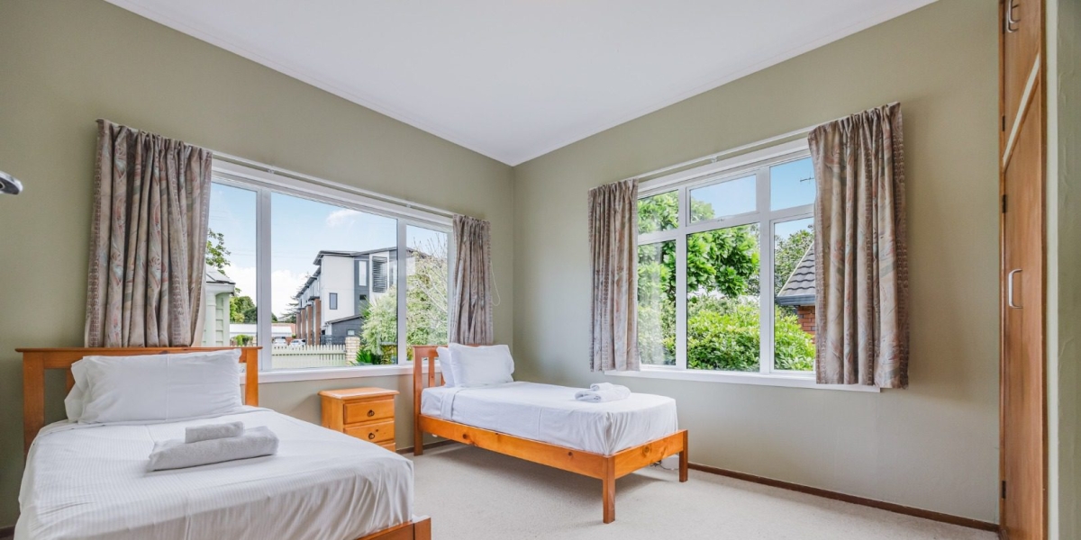 99 Symonds Street, Royal Oak,   NZ