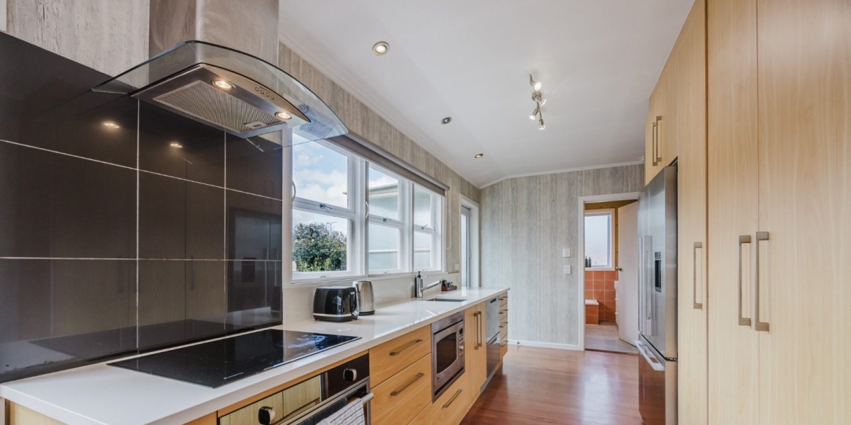 99 Symonds Street, Royal Oak,   NZ